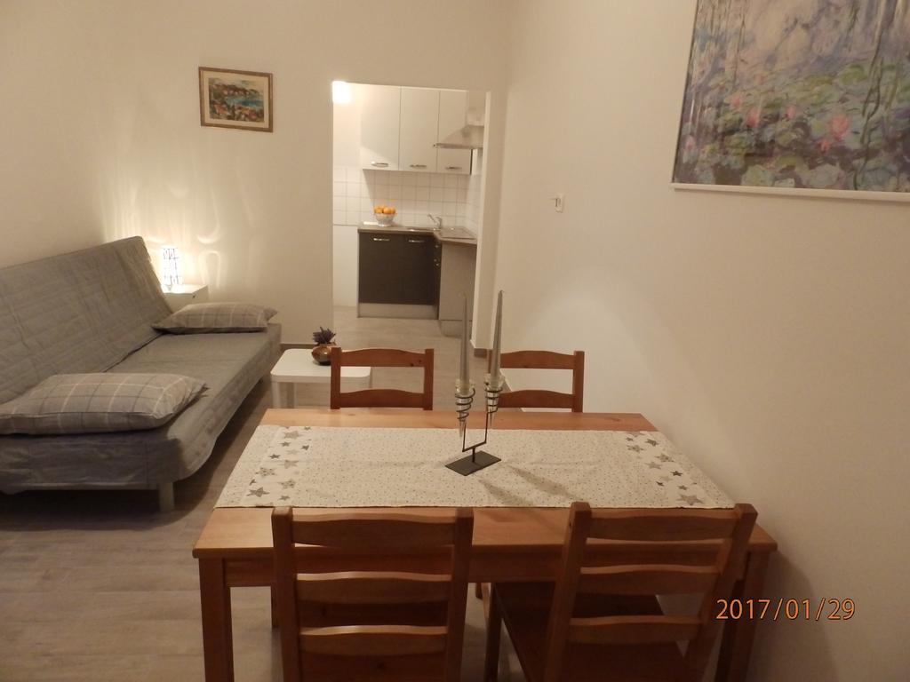 זאוסטרוג Apartments Ruzica מראה חיצוני תמונה