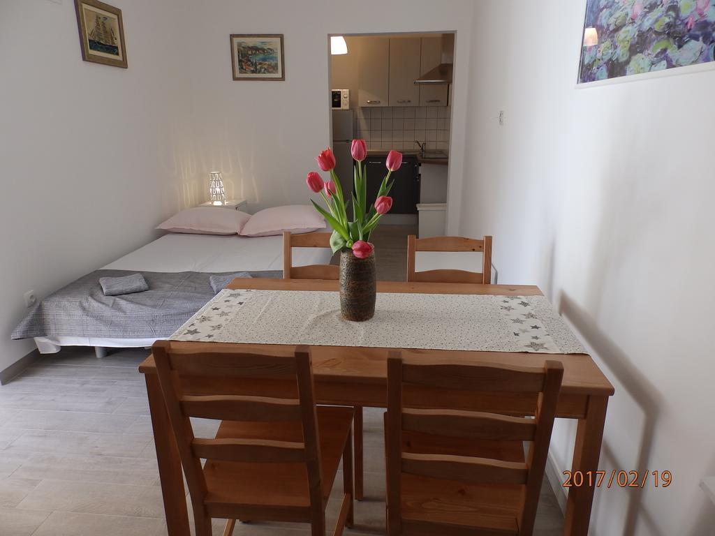 זאוסטרוג Apartments Ruzica מראה חיצוני תמונה